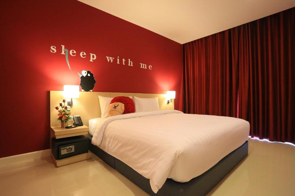 Двухместный номер Superior SLEEP WITH ME HOTEL design hotel @ patong