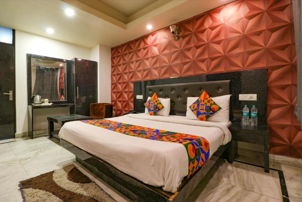 Deluxe chambre FabExpress F9 Noida Sector 11