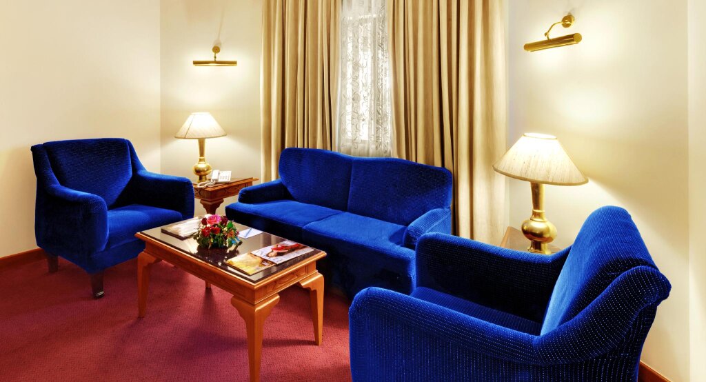 Deluxe Suite Ambassador Ajanta Hotel, Aurangabad