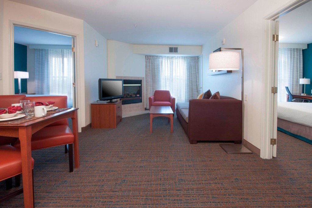 Люкс с 2 комнатами Residence Inn by Marriott Des Moines West