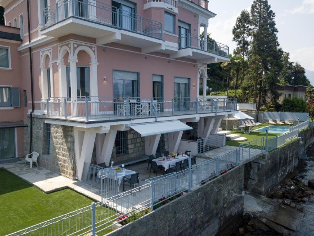 Вилла Luxury Villa Olga in Stresa