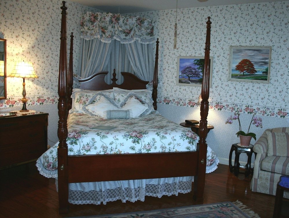 Двухместный номер Superior c 1 комнатой с красивым видом из окна Heron Cay Lakeview Bed & Breakfast Inn