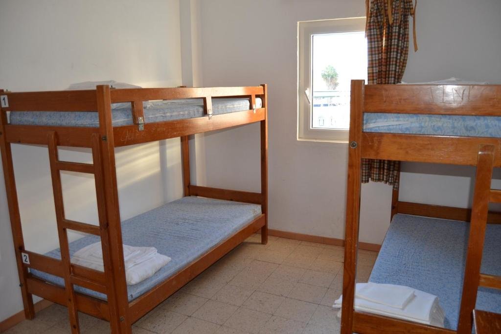 Кровать в общем номере (мужской номер) HI Alcoutim - Pousada de Juventude