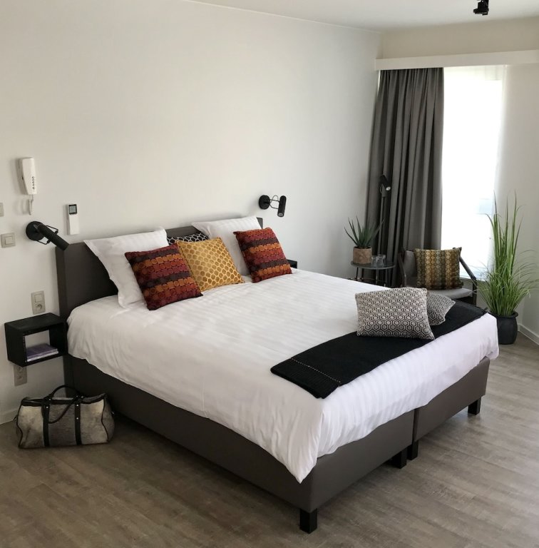 Deluxe Double room with courtyard view CITYSTAY