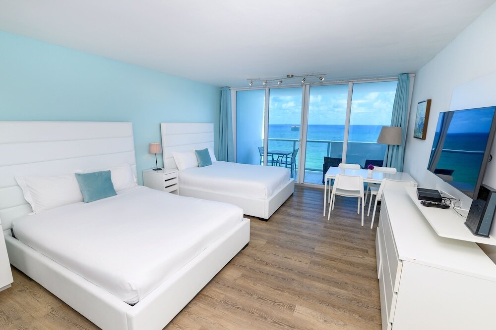 Estudio cuádruple con balcón y con vista al océano Castle Beach Resort Condo Penthouse or 1BR Direct Ocean View -just remodeled