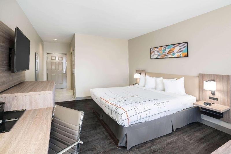 Standard room La Quinta Inn & Suites by Wyndham Montgomery