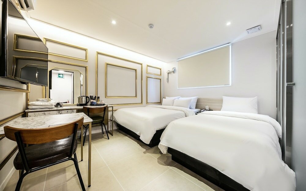 Standard chambre Jongno M and Lucky Hotel
