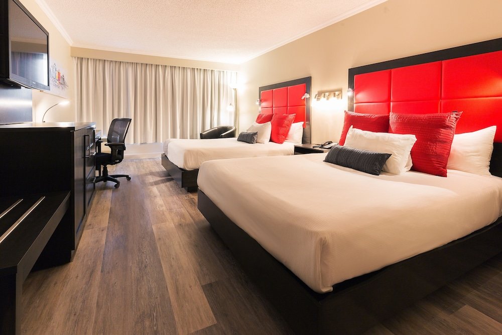 Standard Quadruple room Hotel Universel Alma