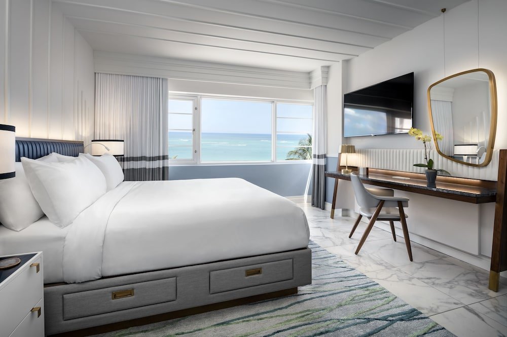 Guest Double room Cadillac Hotel & Beach Club, Autograph Collection