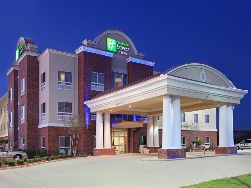 Номер Standard Holiday Inn Express Hotel & Suites Canton, an IHG Hotel