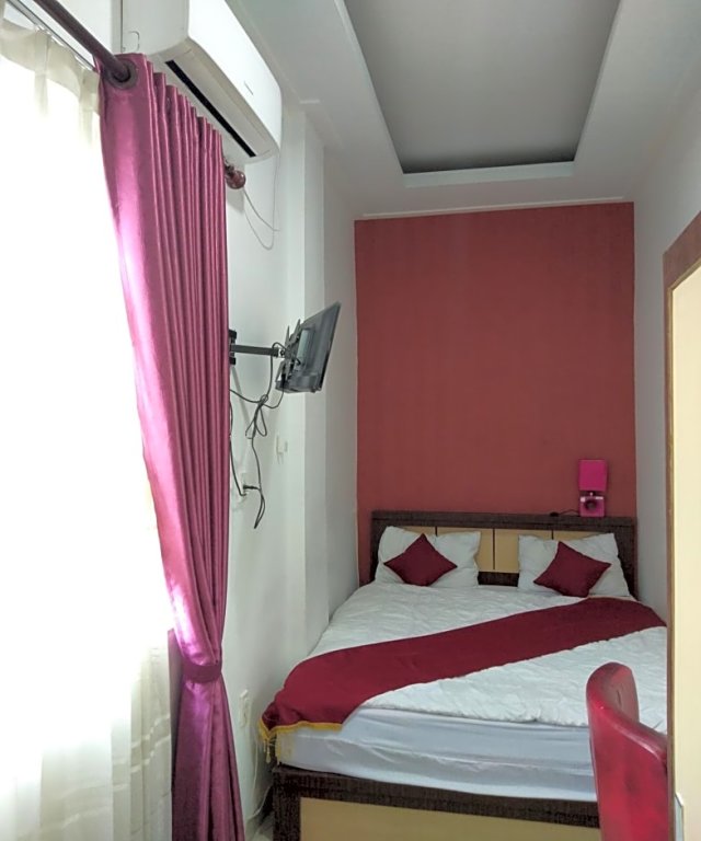Standard room D&D Guest House & Cafe Syariah