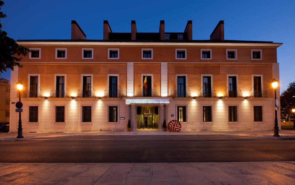 Трёхместный номер Superior NH Collection Palacio de Aranjuez
