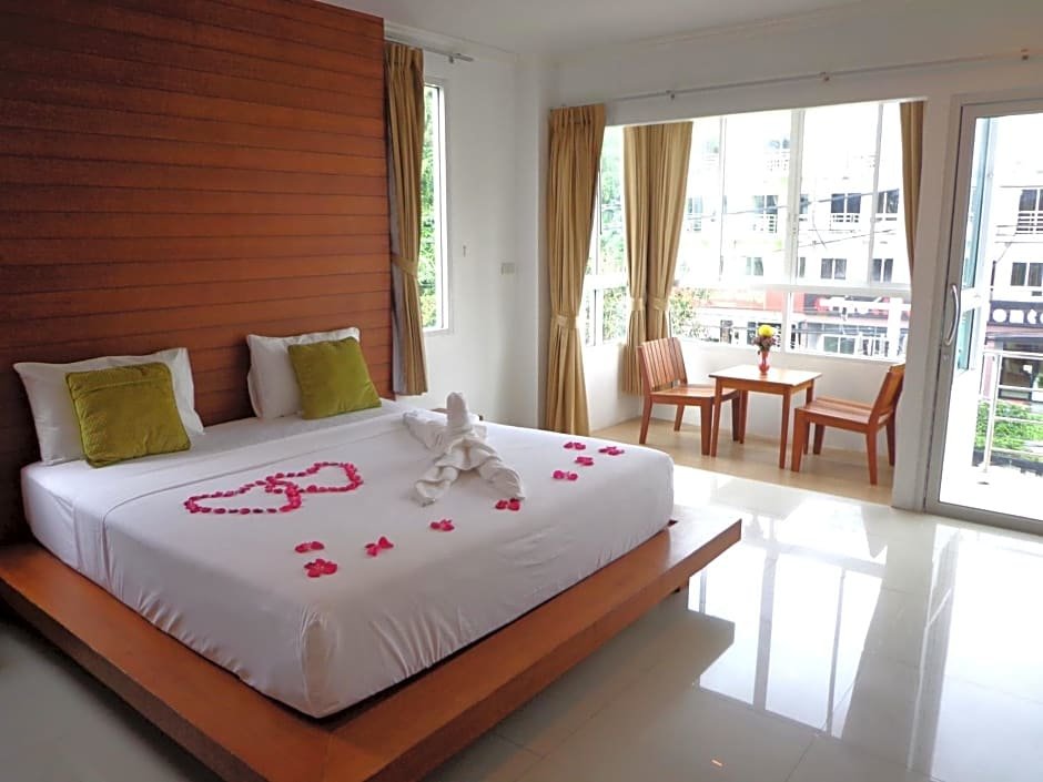 Deluxe Zimmer Sukcheewa Residence Phuket