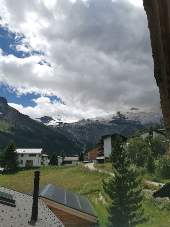 Standard Double room with balcony and with mountain view Hotel Alpenperle