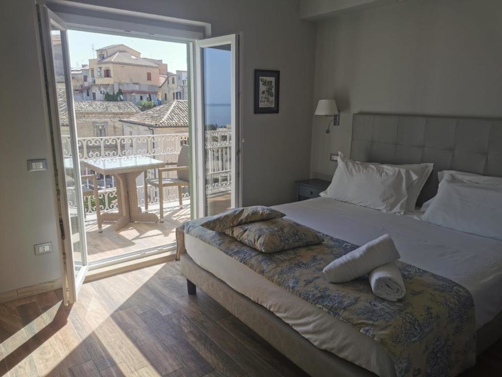 Standard Doppel Zimmer mit Balkon und mit Meerblick Il Duca