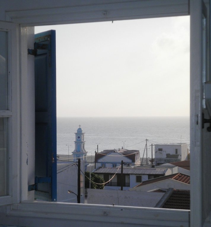 Семейные апартаменты с балконом и с видом на море Angelica
