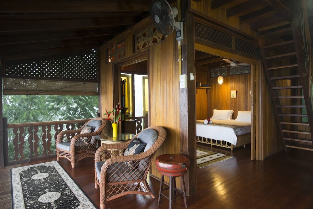 Коттедж c 1 комнатой с балконом The Dusun