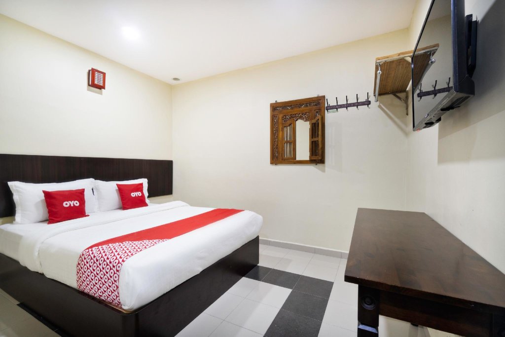 Standard room OYO 89960 Manjung Inn Hotel