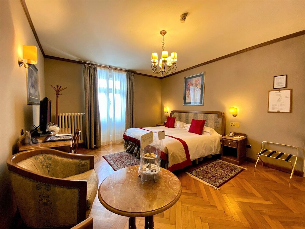 Superior Dreier Zimmer mit Balkon Miramonti Majestic Grand Hotel