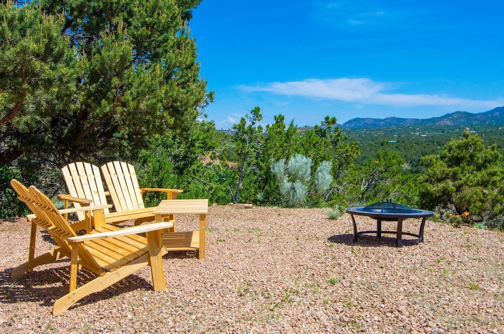 28 Santa Fe - 4 Br Home Cerrillos