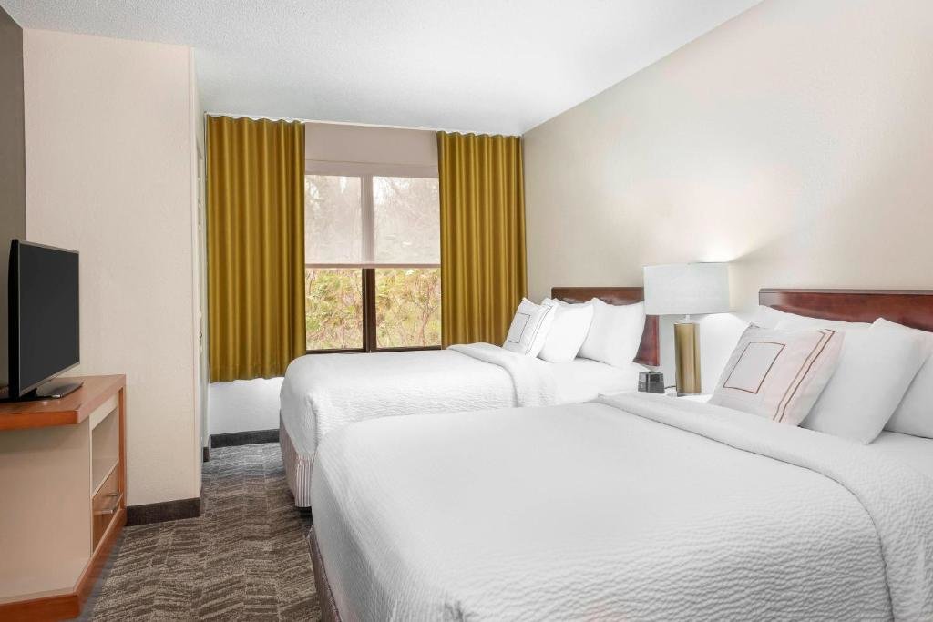 Standard room SpringHill Suites by Marriott Asheville