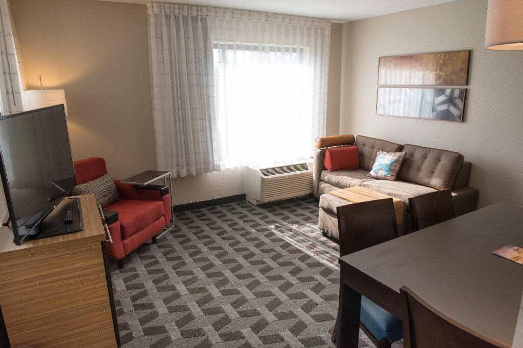 Люкс TownePlace Suites by Marriott Battle Creek