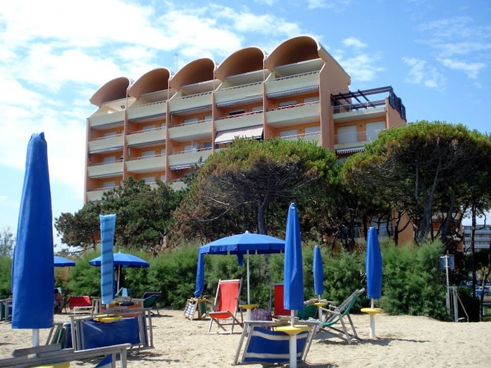 Apartamento 1 dormitorio con balcón y con vista al océano Lovely Seaview Flat for 5 Guests-beahost Rentals