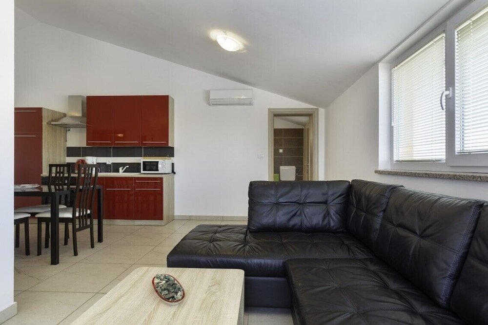 Appartement Comfort apartments with pool for adults in Medulin