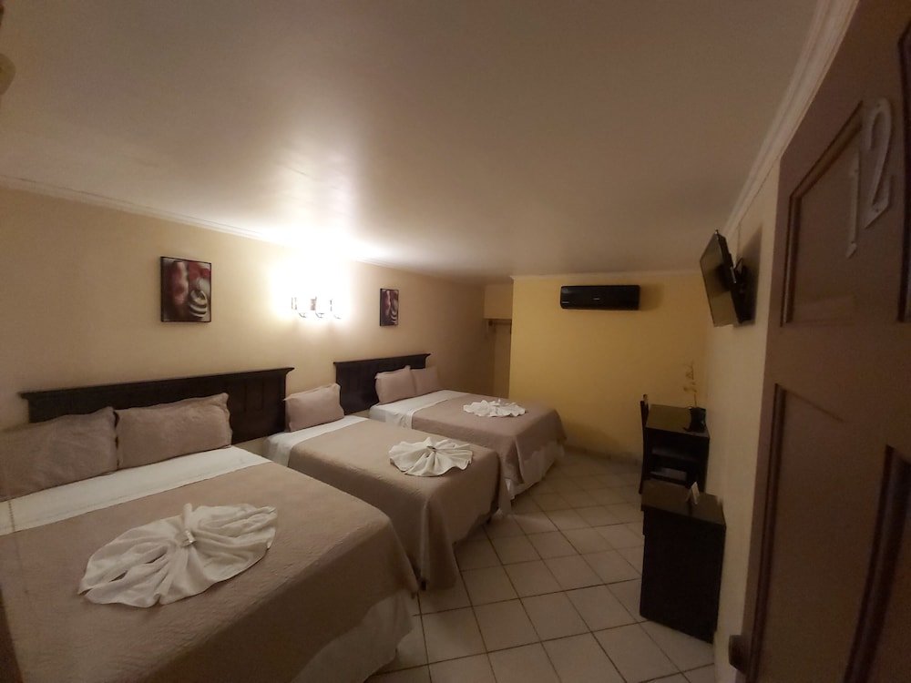 Économie triple chambre Mados Hotel Guanacaste