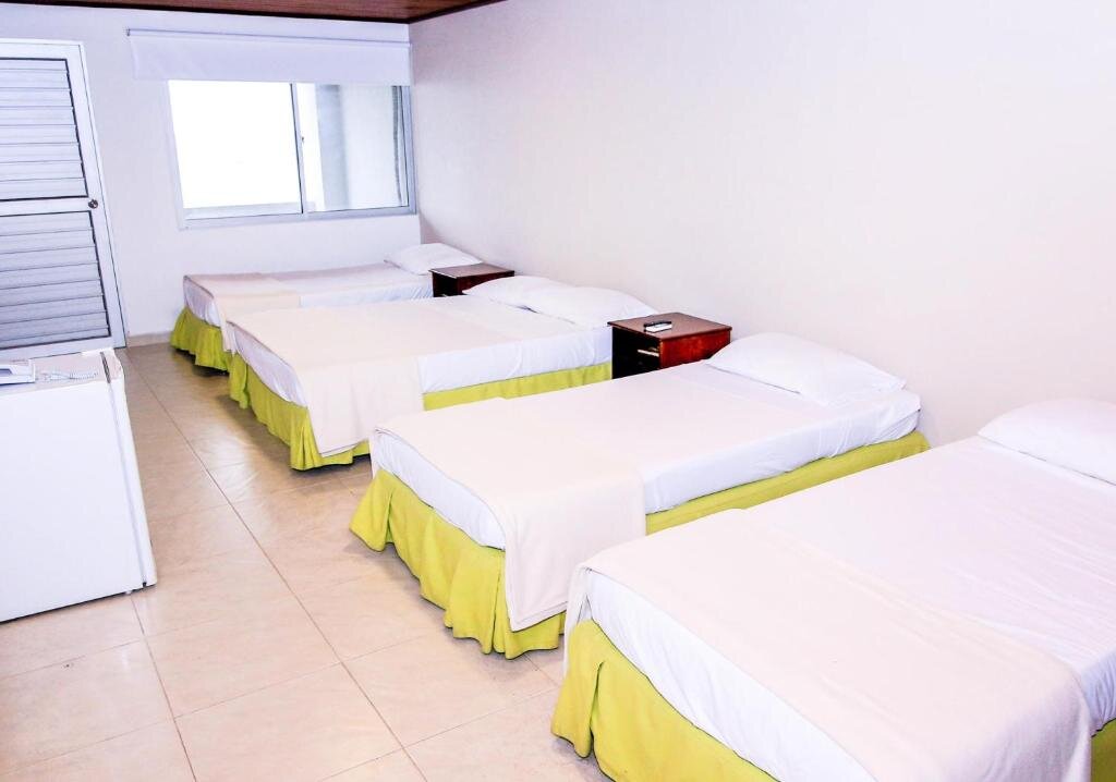 Standard Quadruple room with sea view Portobelo Boulevard