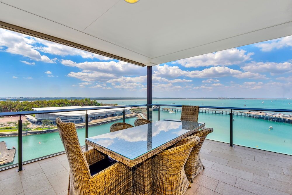 Семейные апартаменты с 3 комнатами с видом на океан Darwin Waterfront Short Stay Apartments