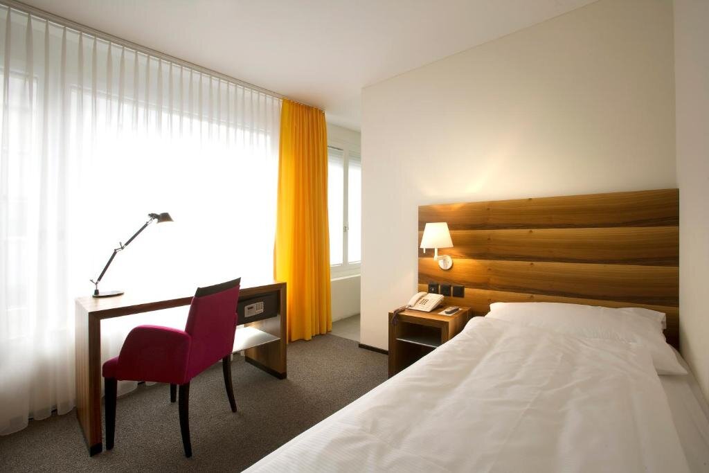 Confort simple chambre Hotel Astoria