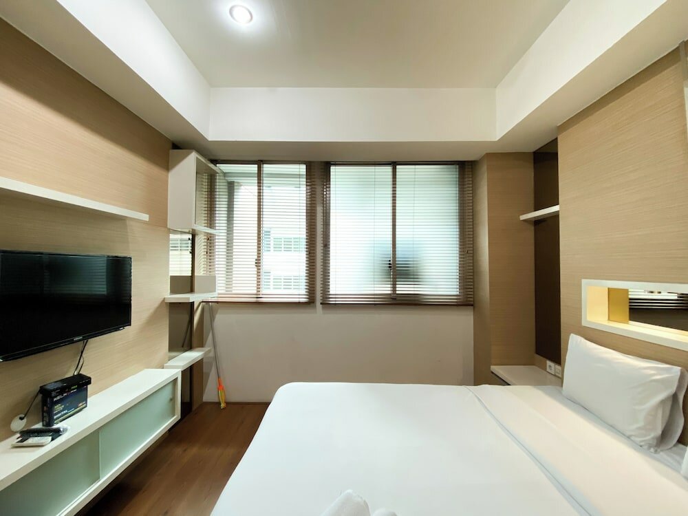 Appartamento Modern Look And Comfort 2Br Kemang Village Apartment
