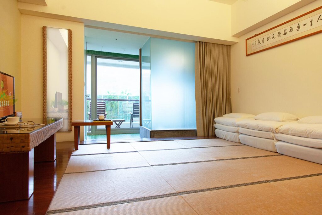 Двухместный номер Standard с балконом и с красивым видом из окна Luminous Hot Spring Resort & SPA
