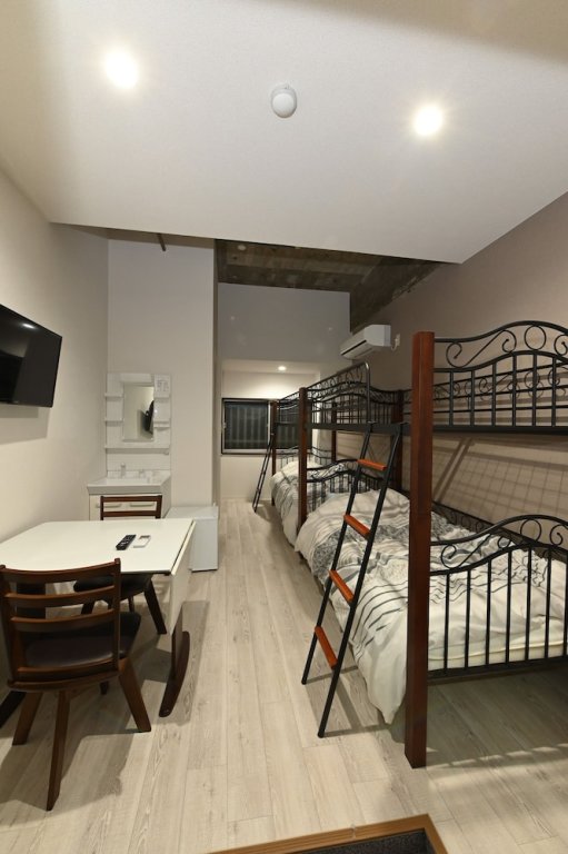 4 Bedrooms Standard Quadruple room Suzumaru Hotel