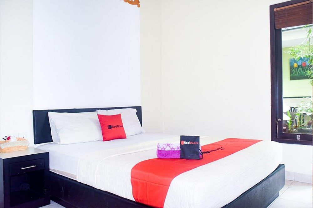 Standard double chambre RedDoorz near Ngurah Rai Airport