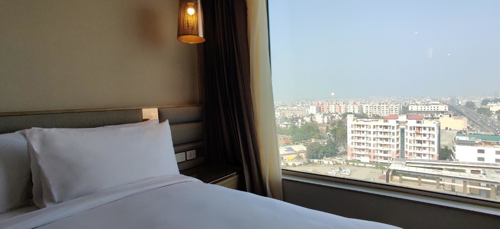 Suite Holiday Inn Chandigarh Zirakpur, an IHG Hotel