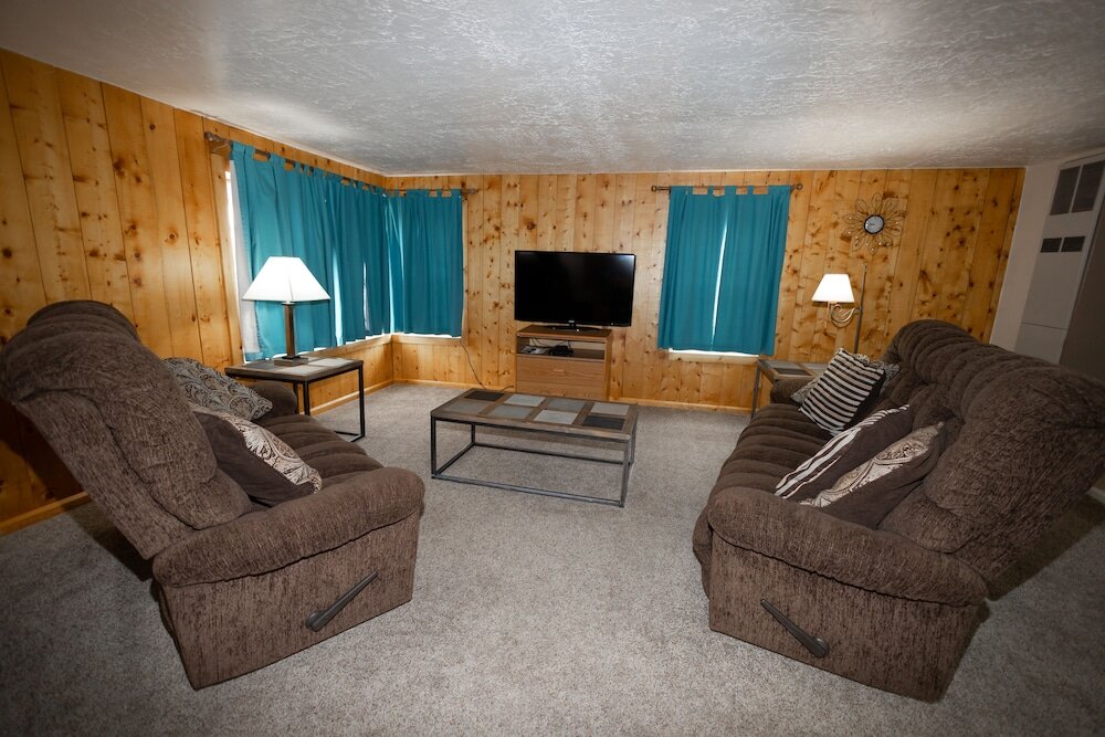 Семейный люкс с 3 комнатами с балконом Austin's Chuckwagon Lodge
