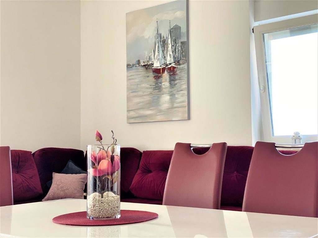 Appartamento seminterrato Villa M - Your business & holiday apartment in Sibenik