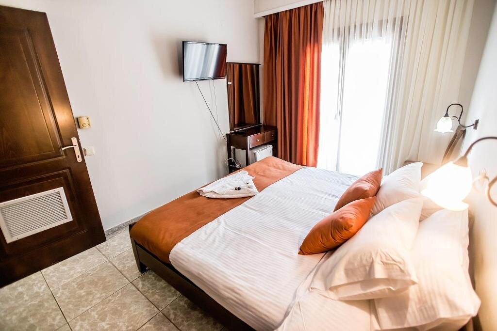 Standard Double room with balcony Aggelos Hotel