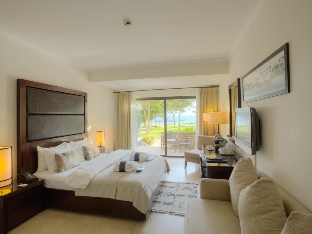 Номер Deluxe Grand Tala Bay Resort Aqaba