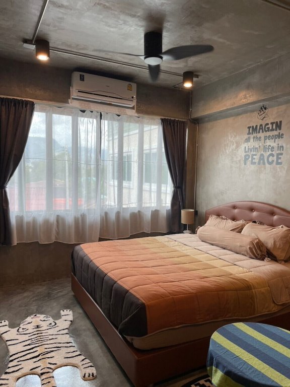 Standard Zimmer mit Balkon Peaceful Homestay and Camping at KhaoKho