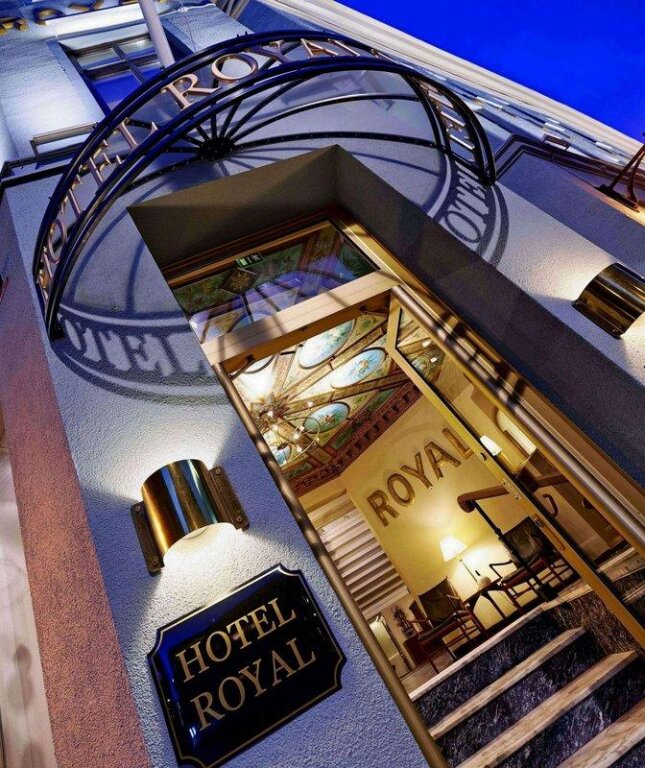 Одноместный номер Economy Hotel Royal