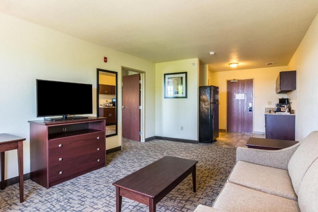 Люкс c 1 комнатой Cobblestone Hotel & Suites - Erie