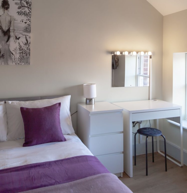 Studio Apartment 10 Isabella House Hereford
