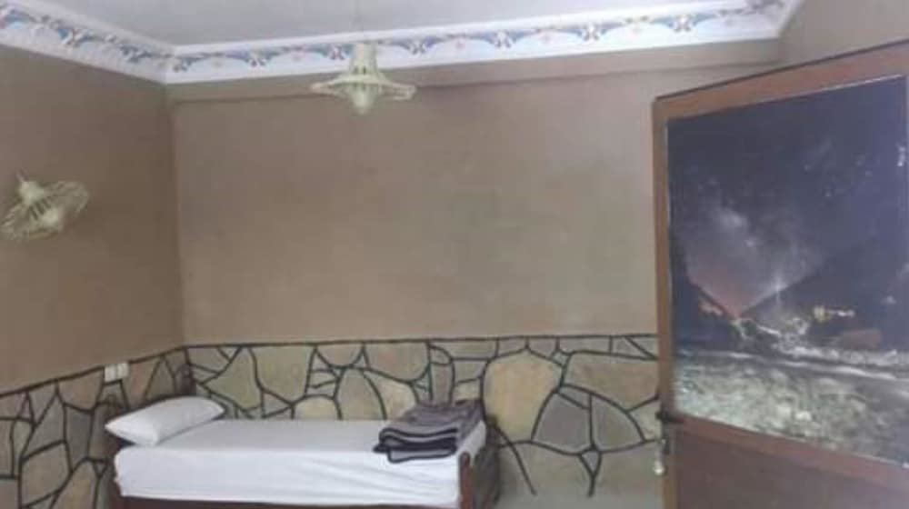Standard Quadruple room Dounia Hostel