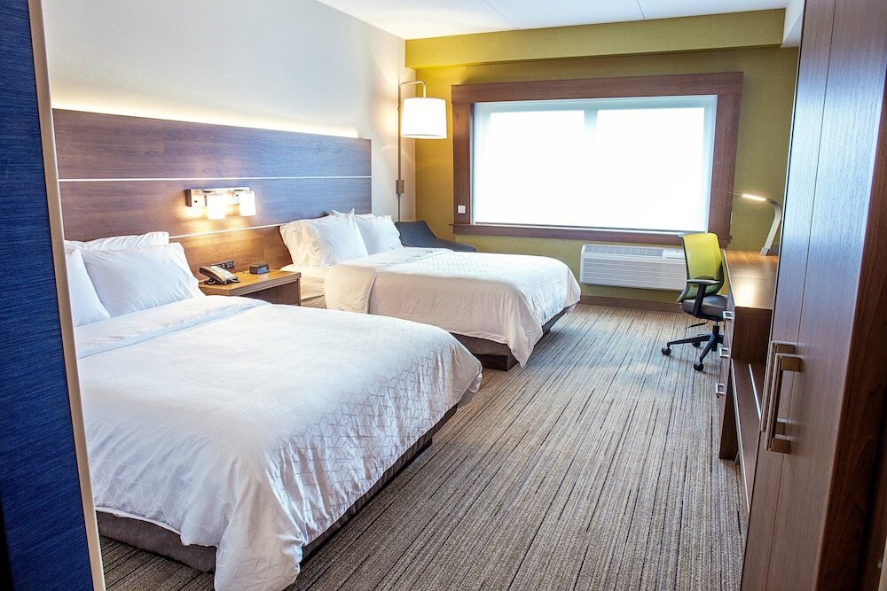 Четырёхместный номер Standard Holiday Inn Express & Suites - Halifax - Dartmouth