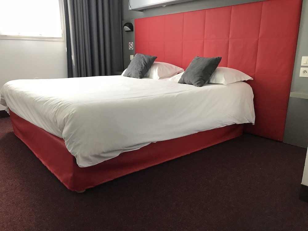 Confort double chambre Brit Hotel Marvejols