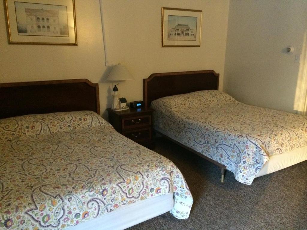 Standard Vierer Zimmer Lodge at Kennebunk