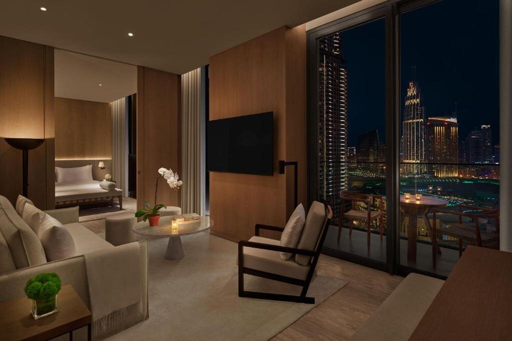 1 Bedroom Superior Double Suite with balcony The Dubai EDITION